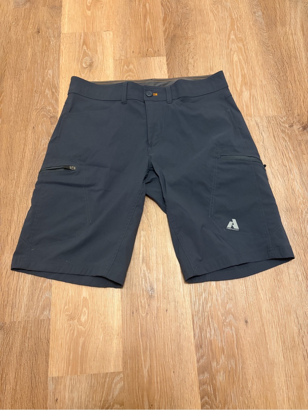 Eddie Bauer First Ascent Men’s 35 Hiking Cargo Shorts Black Navy Lot of 2 - Picture 2 of 8